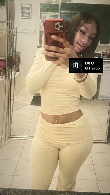 Full leaked Urlocalmonae private onlyfans photo