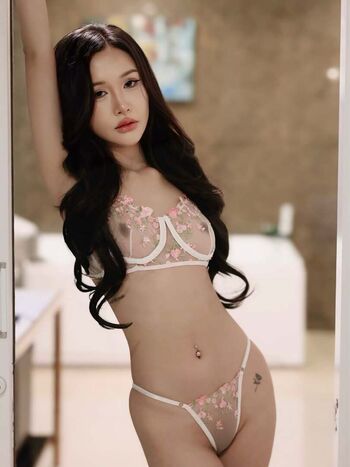 Full leaked Vandaa private onlyfans photo