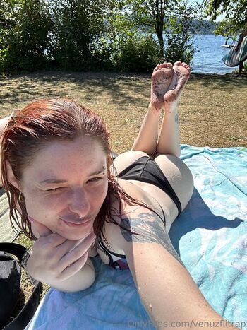 Full leaked Venuzflitrap private onlyfans photo