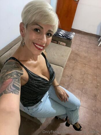 Full leaked Veronique private onlyfans photo