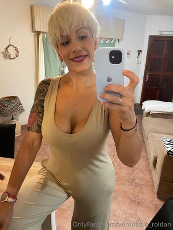 Full leaked Veronique private onlyfans photo