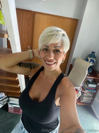 Full leaked Veronique private onlyfans photo