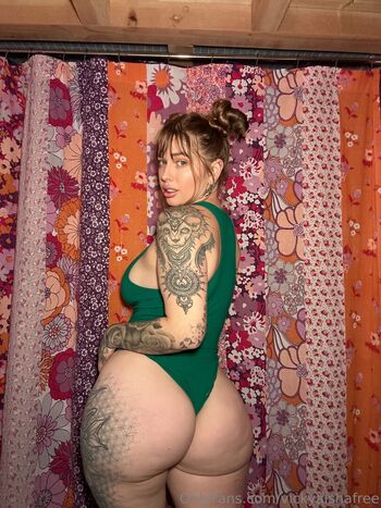 Full leaked Vickyaishafree private onlyfans photo