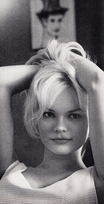Vintage Starlets