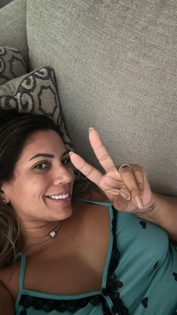 Vivia Tami Silva