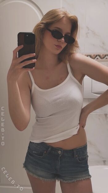 Full leaked Vivien michelle private onlyfans photo