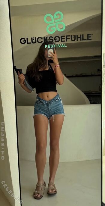Vxcix