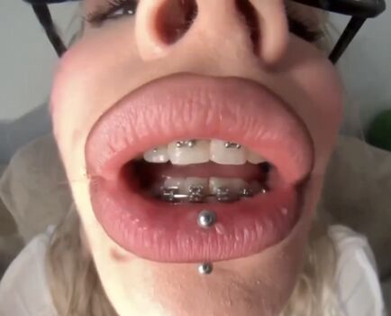 Full leaked Mugi mugi/ private onlyfans photo