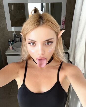 Full leaked Bexbangz/ private onlyfans photo