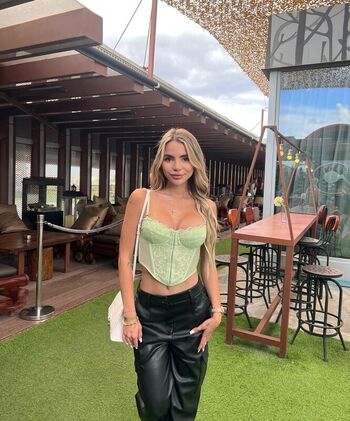 Full leaked August skye/ private onlyfans photo