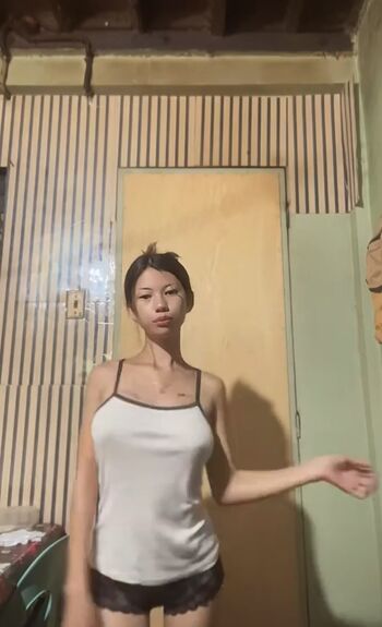 Full leaked Nia sondaya/ private onlyfans photo