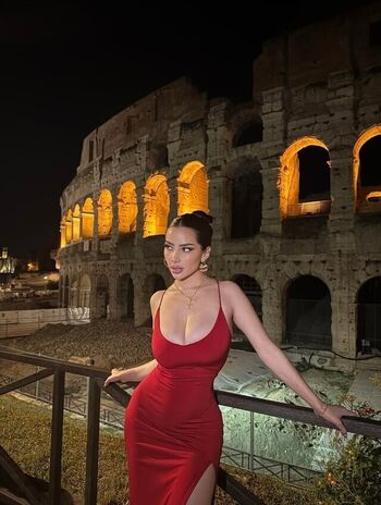 Full leaked Lina belfiore / private onlyfans photo