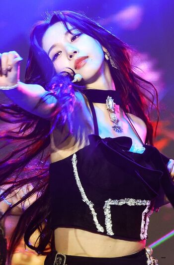 WomenK-pop
