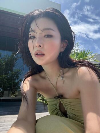 WomenK-pop