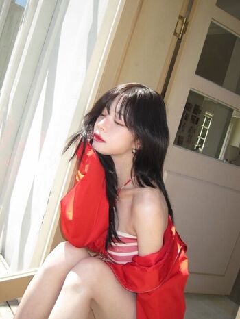 WomenK-pop