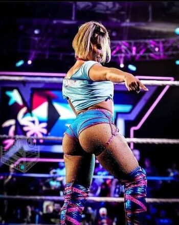 Full leaked Wwe lola vice private onlyfans photo
