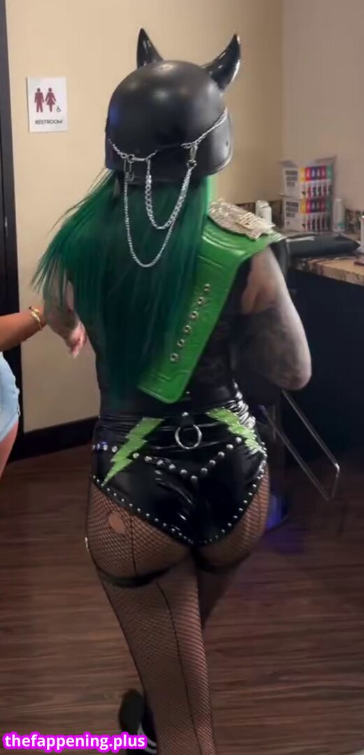 Shotzi Blackheart / ShotziWWE / WWE Shotzi Nacktes OnlyFans Foto #418