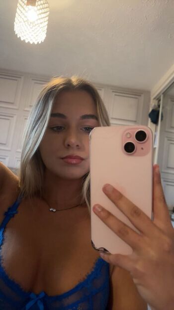 Full leaked Xalexisrosex private onlyfans photo