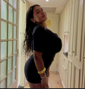 Full leaked Zahara page private onlyfans photo