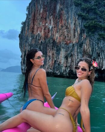 Full leaked Zaira nara page private onlyfans photo