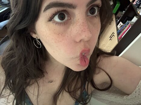 Full leaked Zobug private onlyfans photo