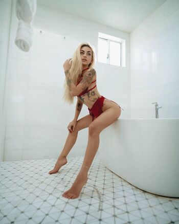 Full leaked Zoe serena private onlyfans photo