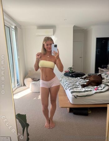 Full leaked Zoeeeey private onlyfans photo