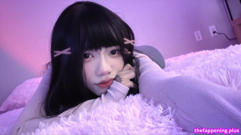 Cyb3r / Cyb3r0w0 / cyber0v0 / kitsunemai / zzoey0 / zzoey0w0 Photo OnlyFans Nu #9